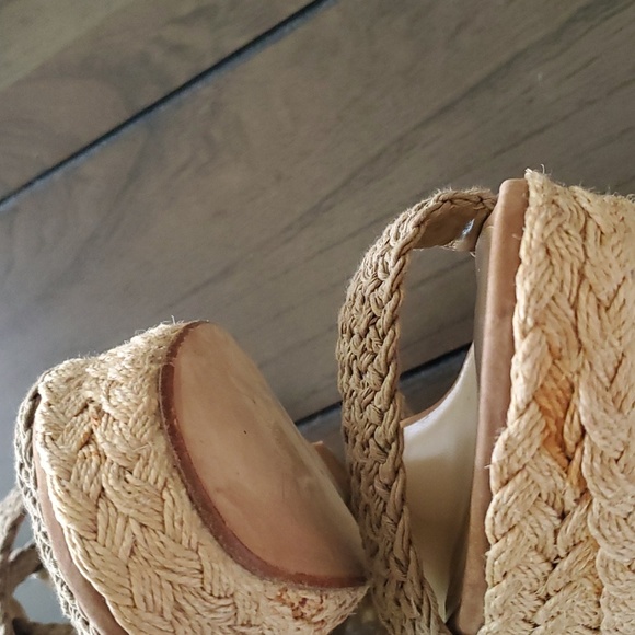 Stuart Weitzman Alex Lo Wedges, 9.5 - Picture 10 of 15